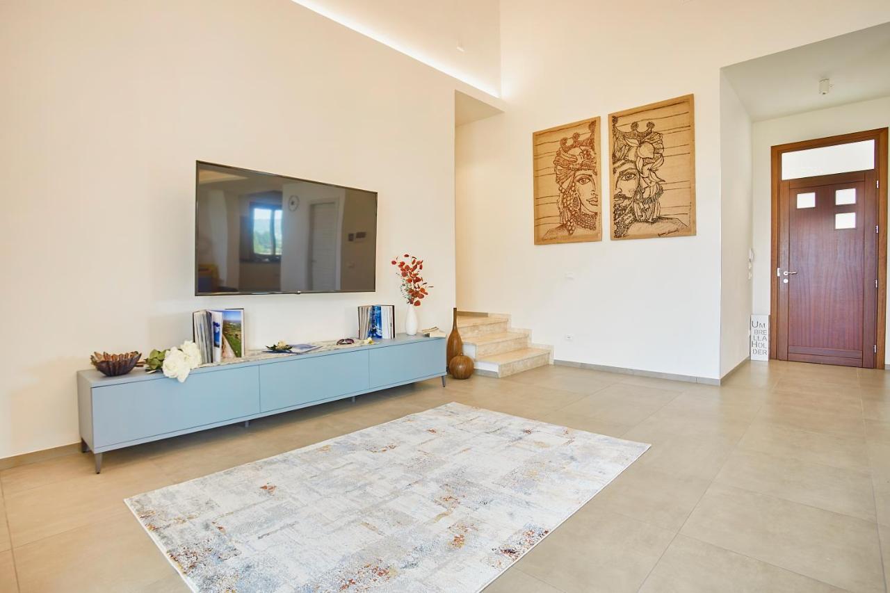 Villa Etesiae カステッランマーレ・デル・ゴルフォ エクステリア 写真