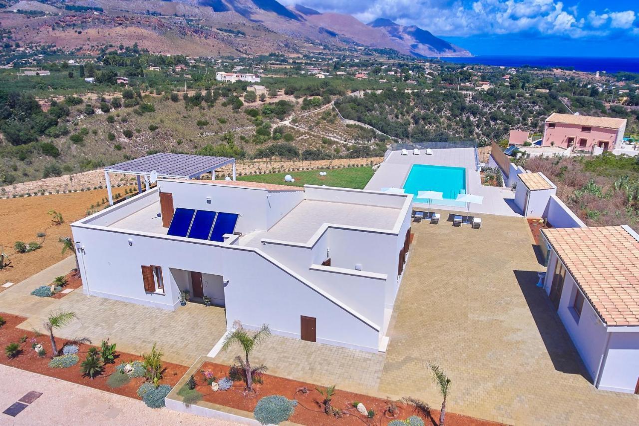 Villa Etesiae カステッランマーレ・デル・ゴルフォ エクステリア 写真