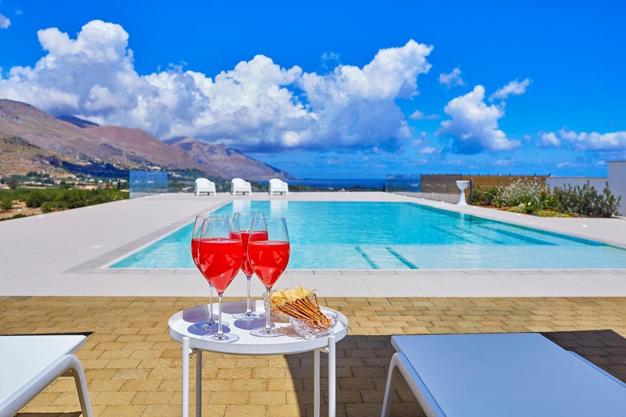 Villa Etesiae カステッランマーレ・デル・ゴルフォ エクステリア 写真