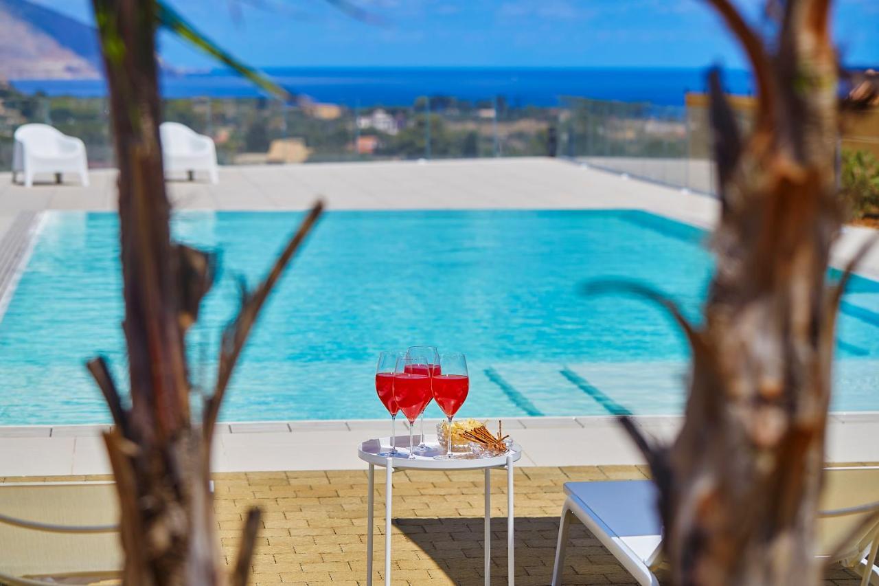 Villa Etesiae カステッランマーレ・デル・ゴルフォ エクステリア 写真