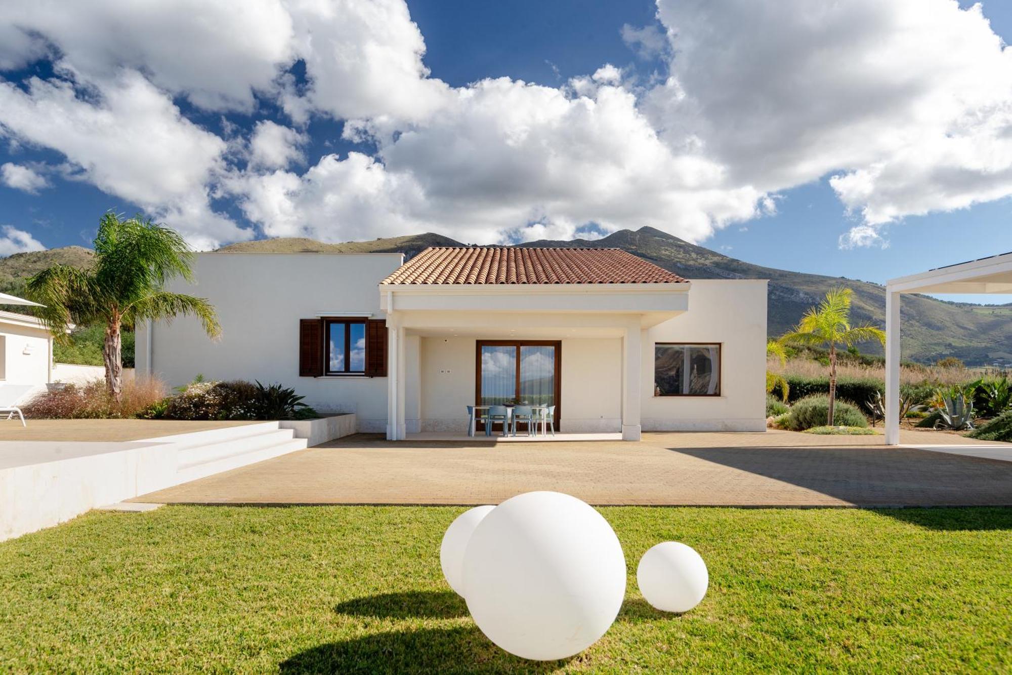 Villa Etesiae カステッランマーレ・デル・ゴルフォ エクステリア 写真